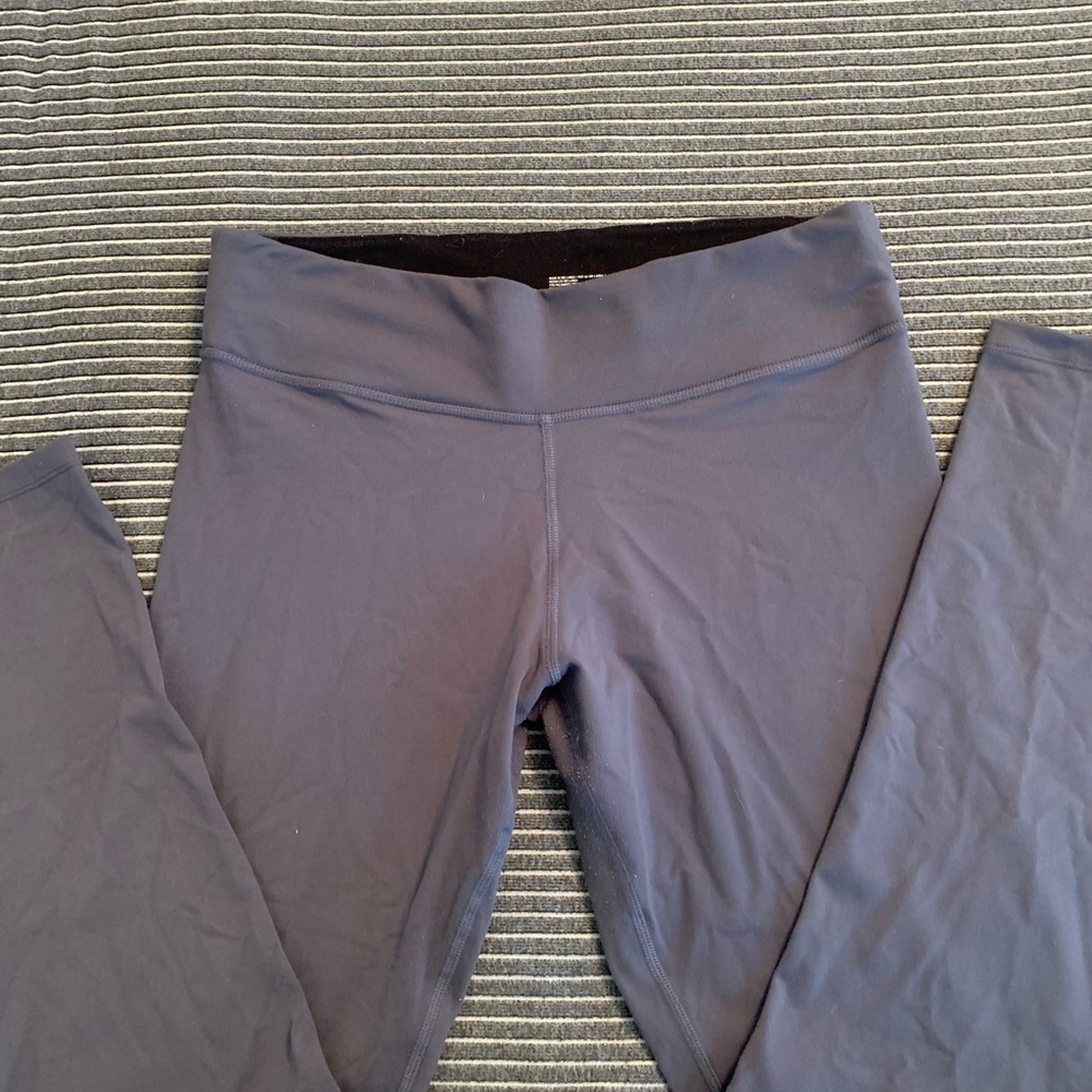 PINK Ultimate Grey Leggings